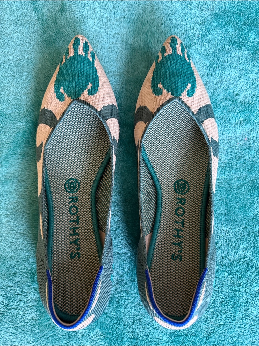 Rothy's Teal and Ivory Pointed Toe Flats Women's